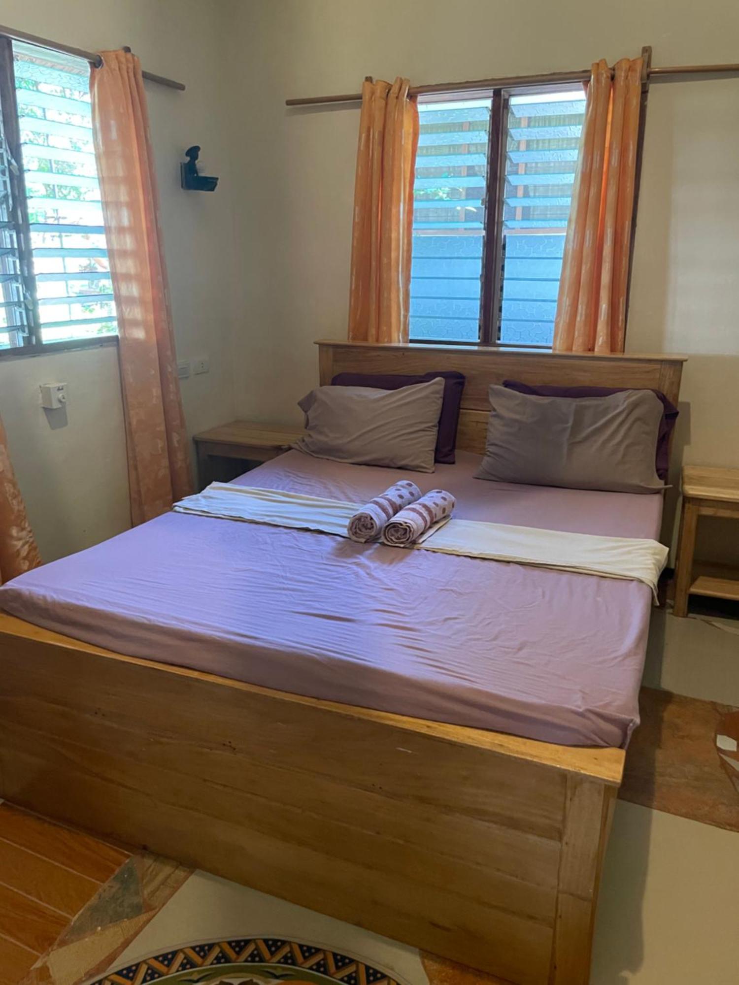 Chelle'S Guesthouse And Backpackers Сикихор Экстерьер фото