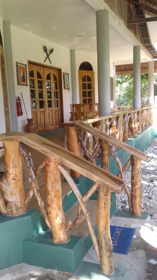 Chelle'S Guesthouse And Backpackers Сикихор Экстерьер фото